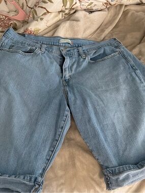 Vintage Light Blue Levi  Jean shorts women’s Levi’s 515  - Classic Straight Fit